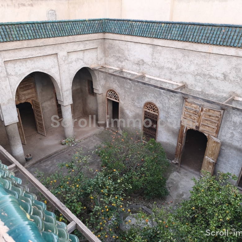Rare ! Grand riad titré à finir sur 400m2