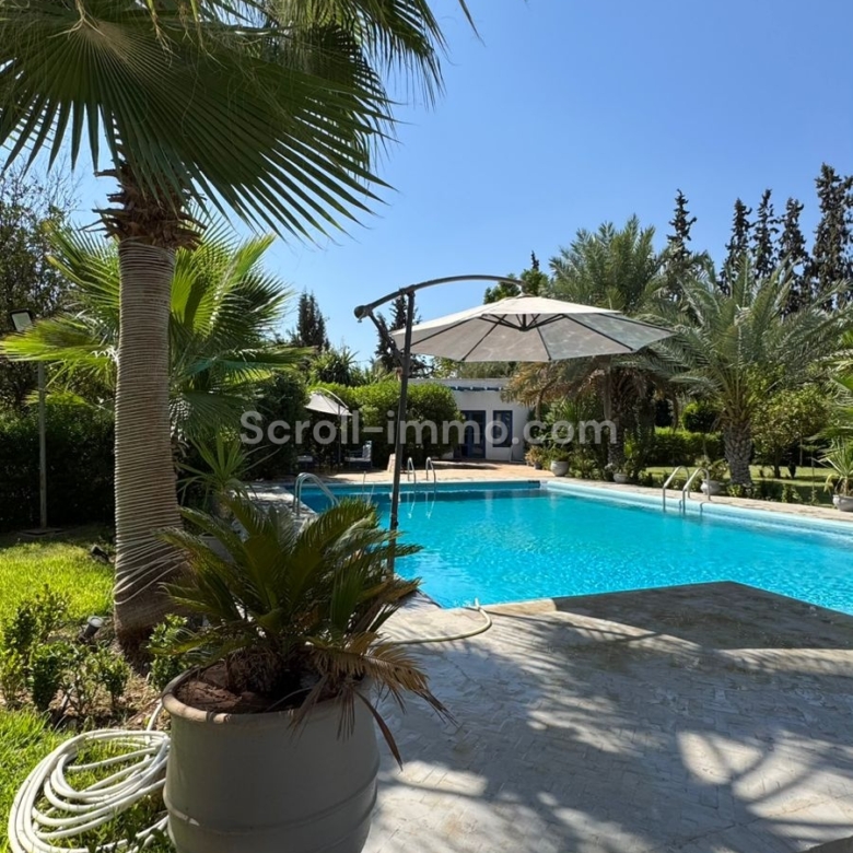 Villa 6 suites à Targa – Piscine – grand terrain