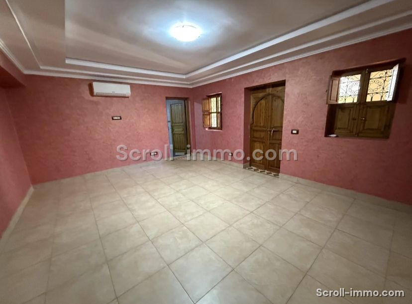 Riad 123m² Titré 5ch à rénover – Quartier Sidi Mimoun