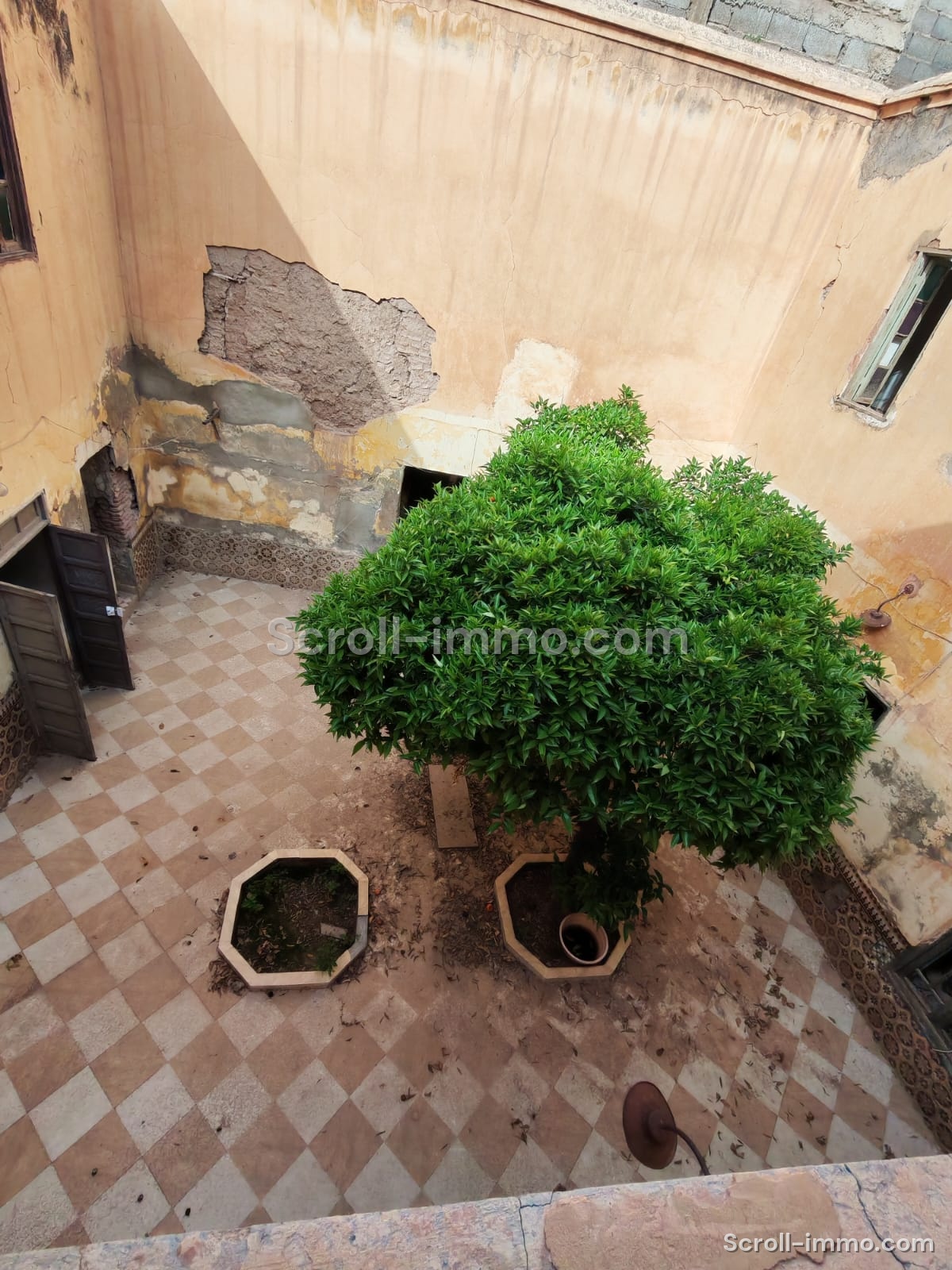 Riad 162m² Titré à démolir – Quartier Zaouia