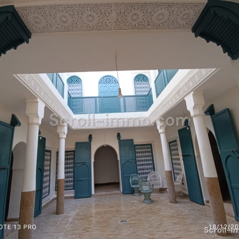 Riad 230m2 fini, titré à Zaouia