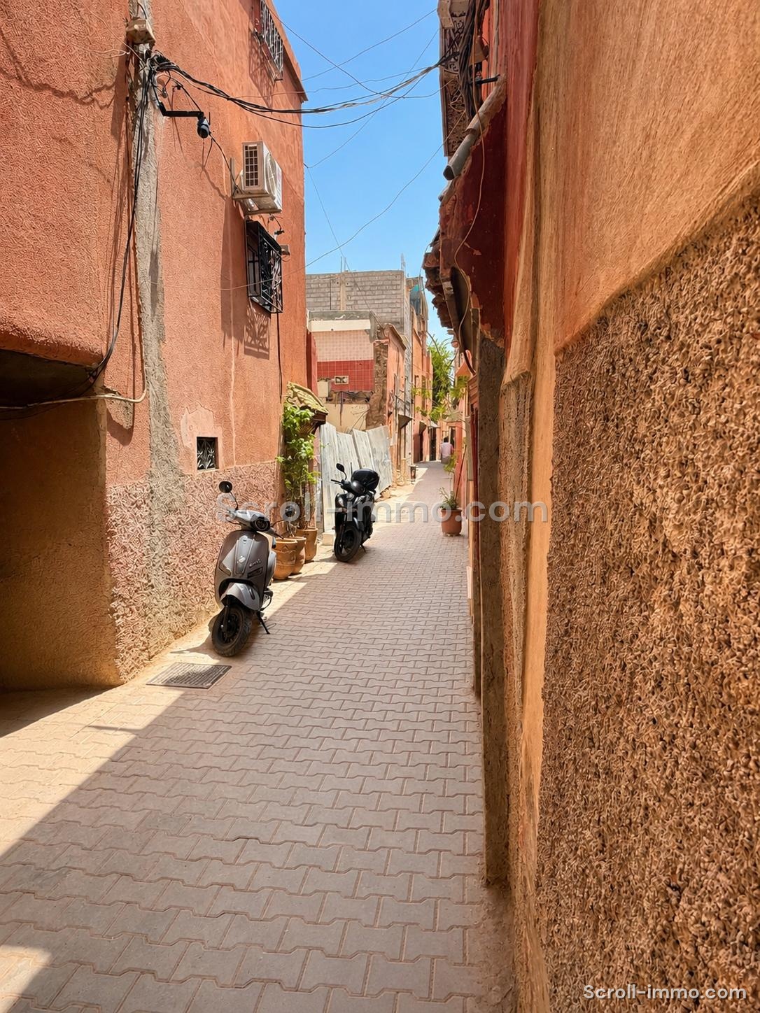 a9bd96ca-e6d3-449a-a071-9b0f7aa2b0b3-WhatsApp_Image_2026_08_25_at_00.31.02 Riad Melkia à rénover 68m2 – bab doukkala