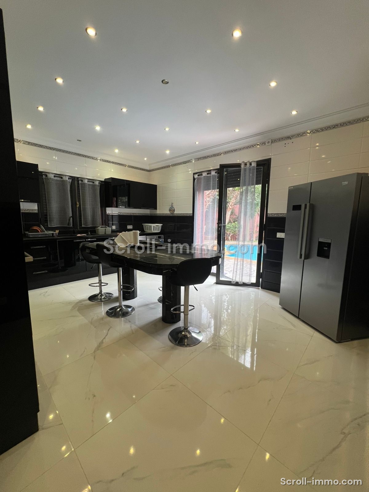 Villa à Vendre Km 18 Route d’ourika – 5 Suites