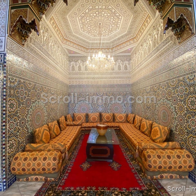 Villa Titré 550m2 à Targa