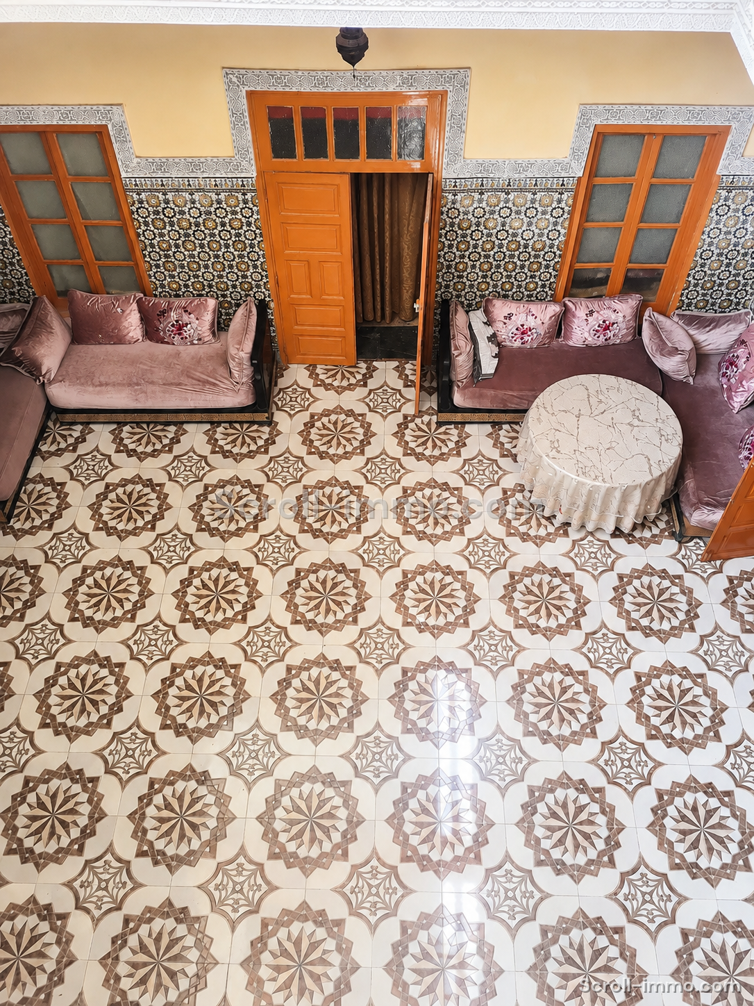 Grand Riad 256 m² Réquisition en cours – Bab Khemis
