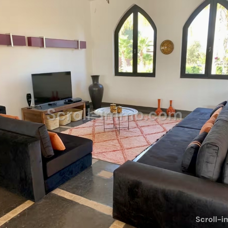 Très beau domaine de 12000 m2, villa 4 suites