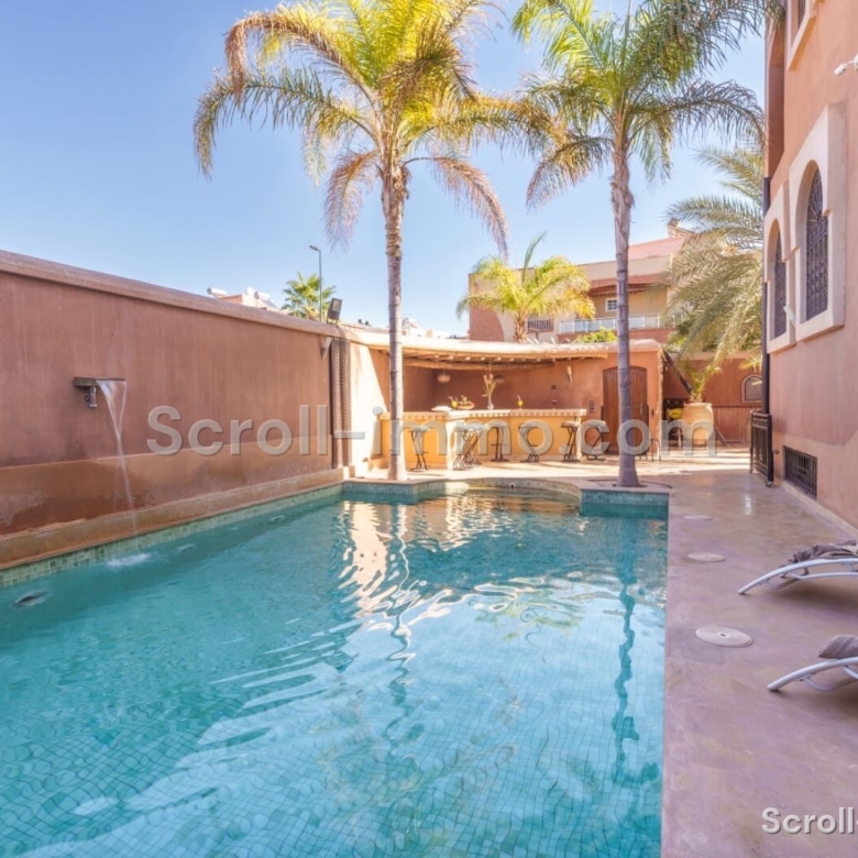 Hôtel villa – 700m² à Targa