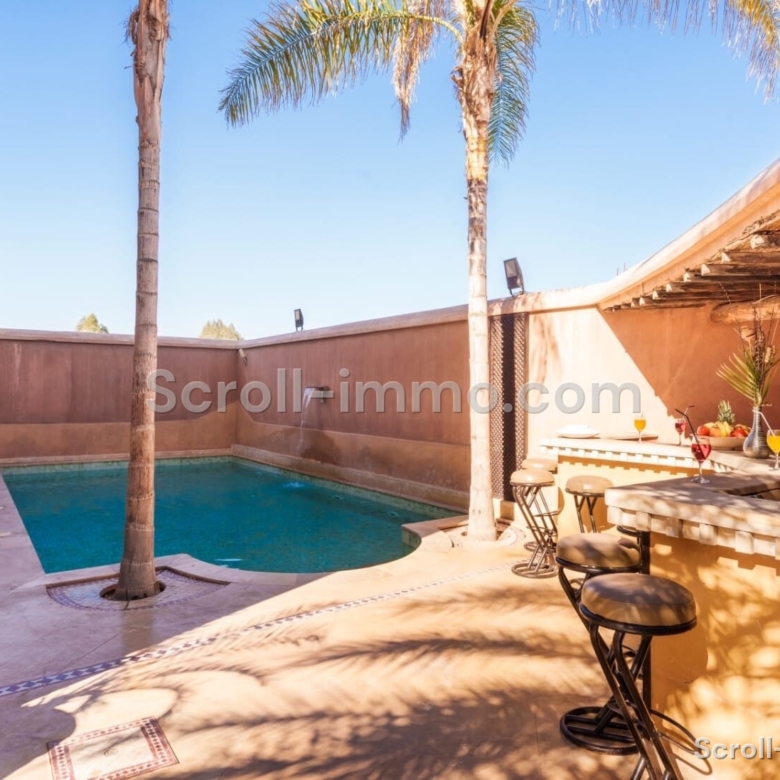 Hôtel villa – 700m² à Targa