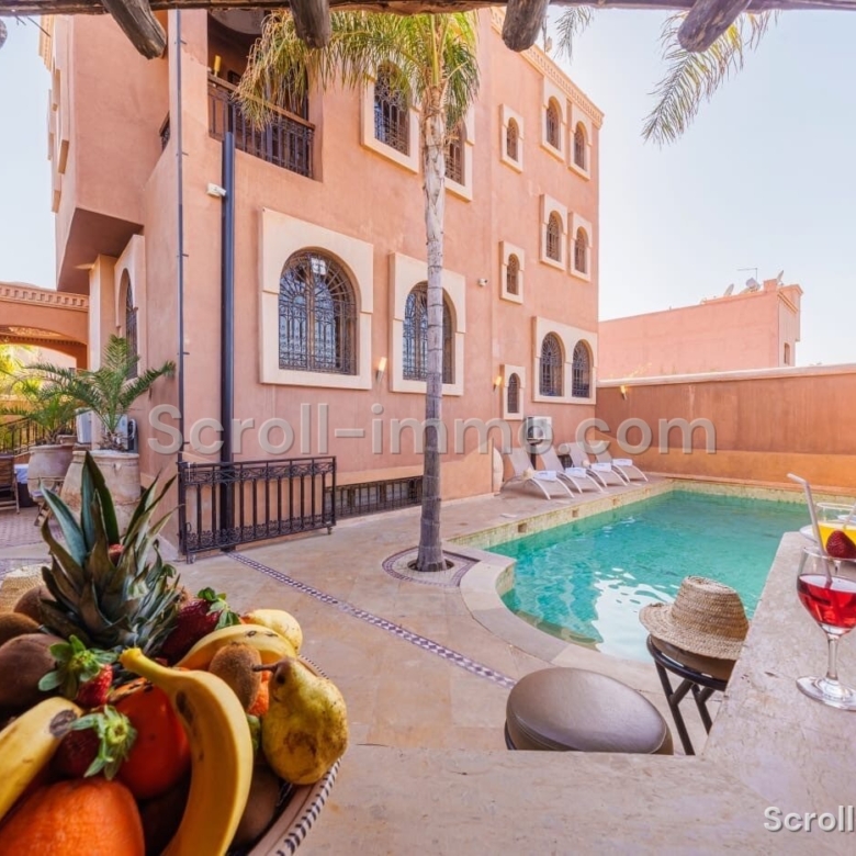 Hôtel villa – 700m² à Targa