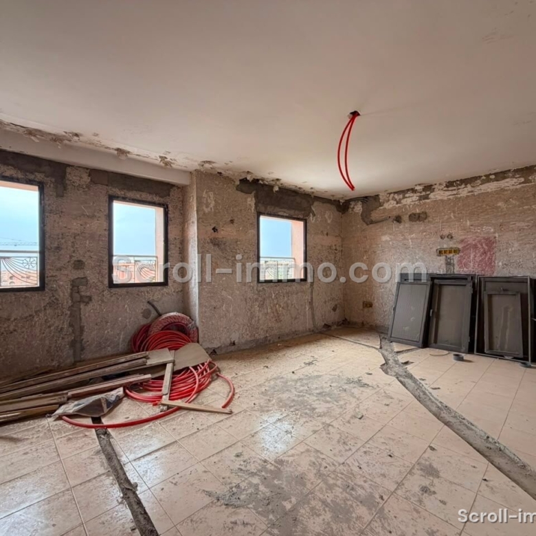 Appartement à finir – 173m² à Semlalia