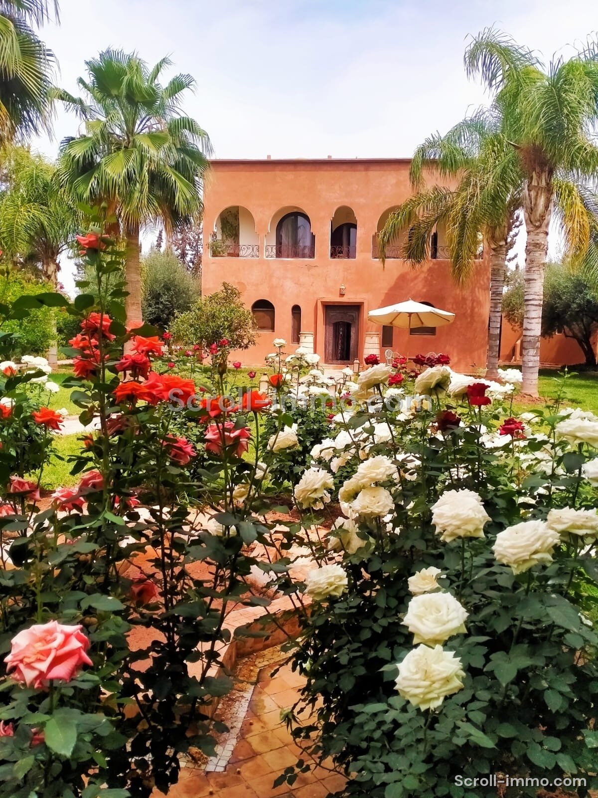 Villa authentique – 500m² à Route de Ouarzazate