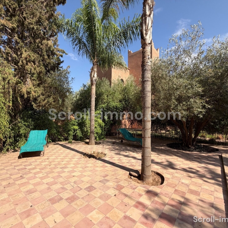 Villa authentique – 500m² à Route de Ouarzazate