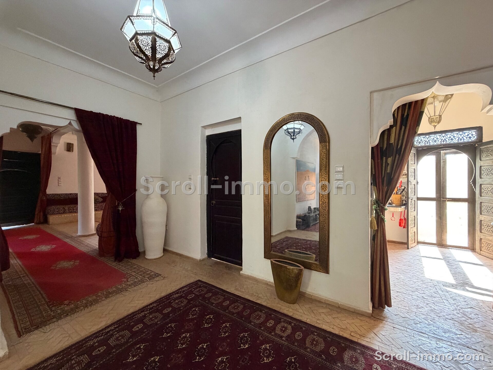 Villa authentique – 500m² à Route de Ouarzazate