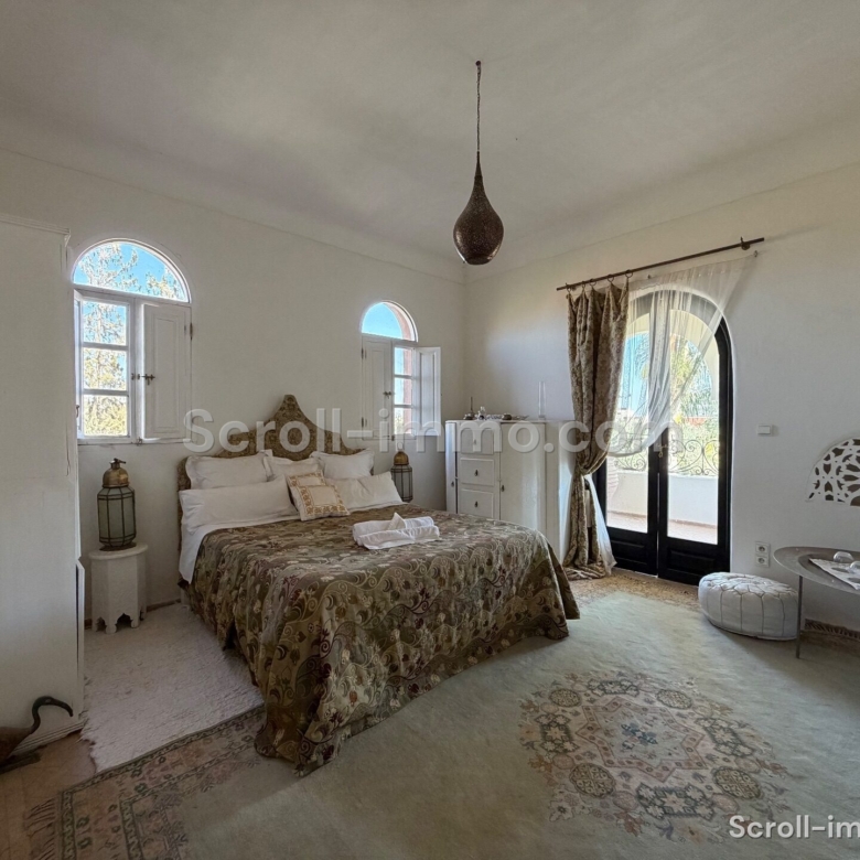 Villa authentique – 500m² à Route de Ouarzazate