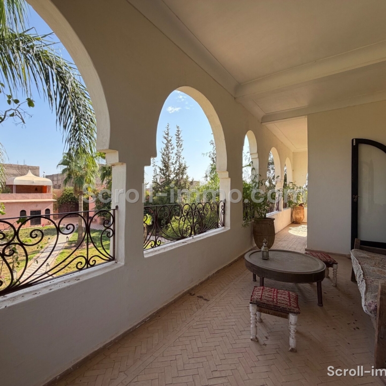 Villa authentique – 500m² à Route de Ouarzazate