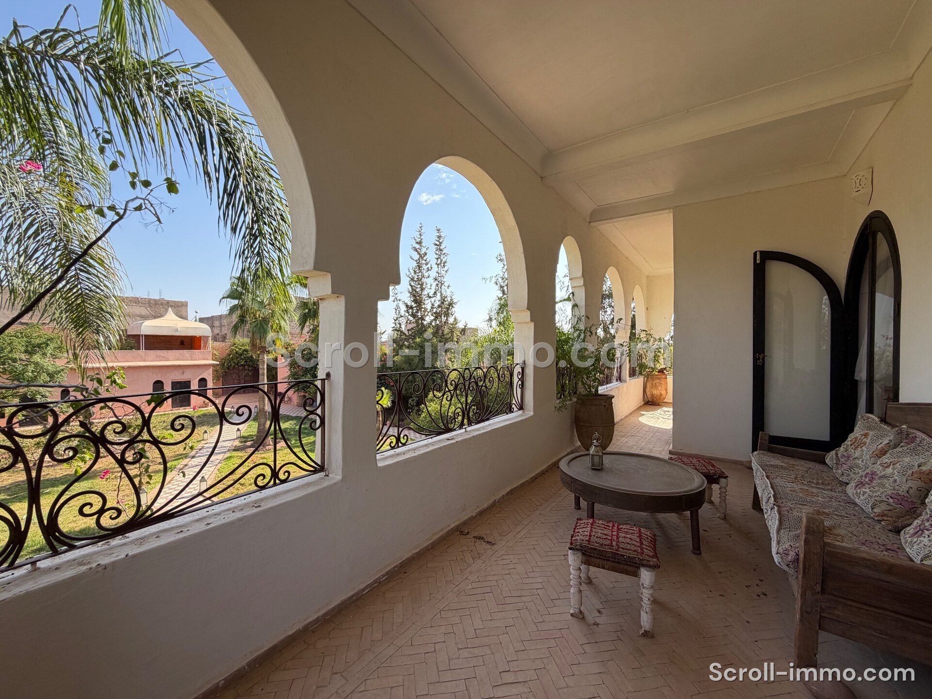 Villa authentique – 500m² à Route de Ouarzazate