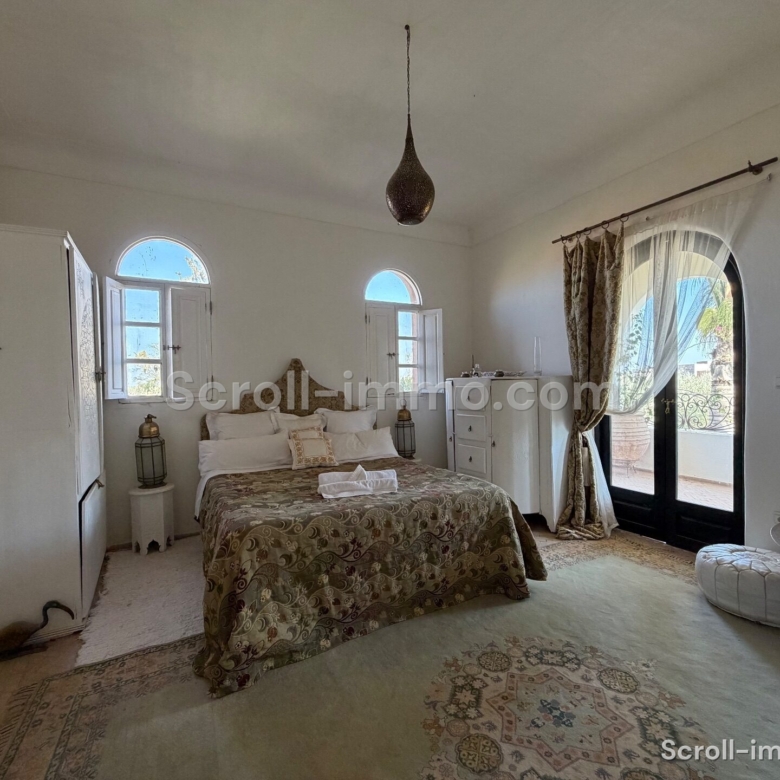 Villa authentique – 500m² à Route de Ouarzazate