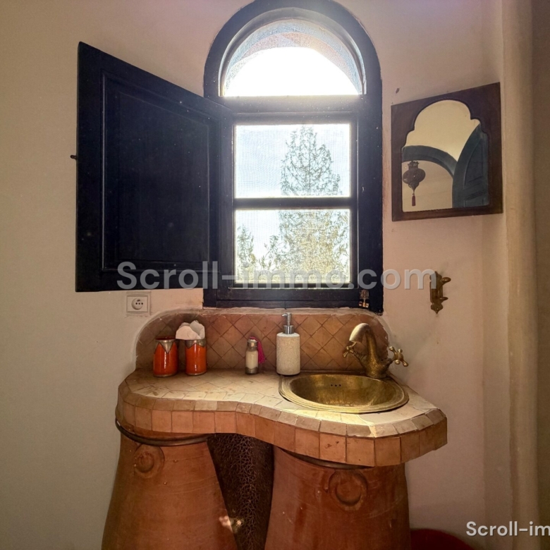 Villa authentique – 500m² à Route de Ouarzazate