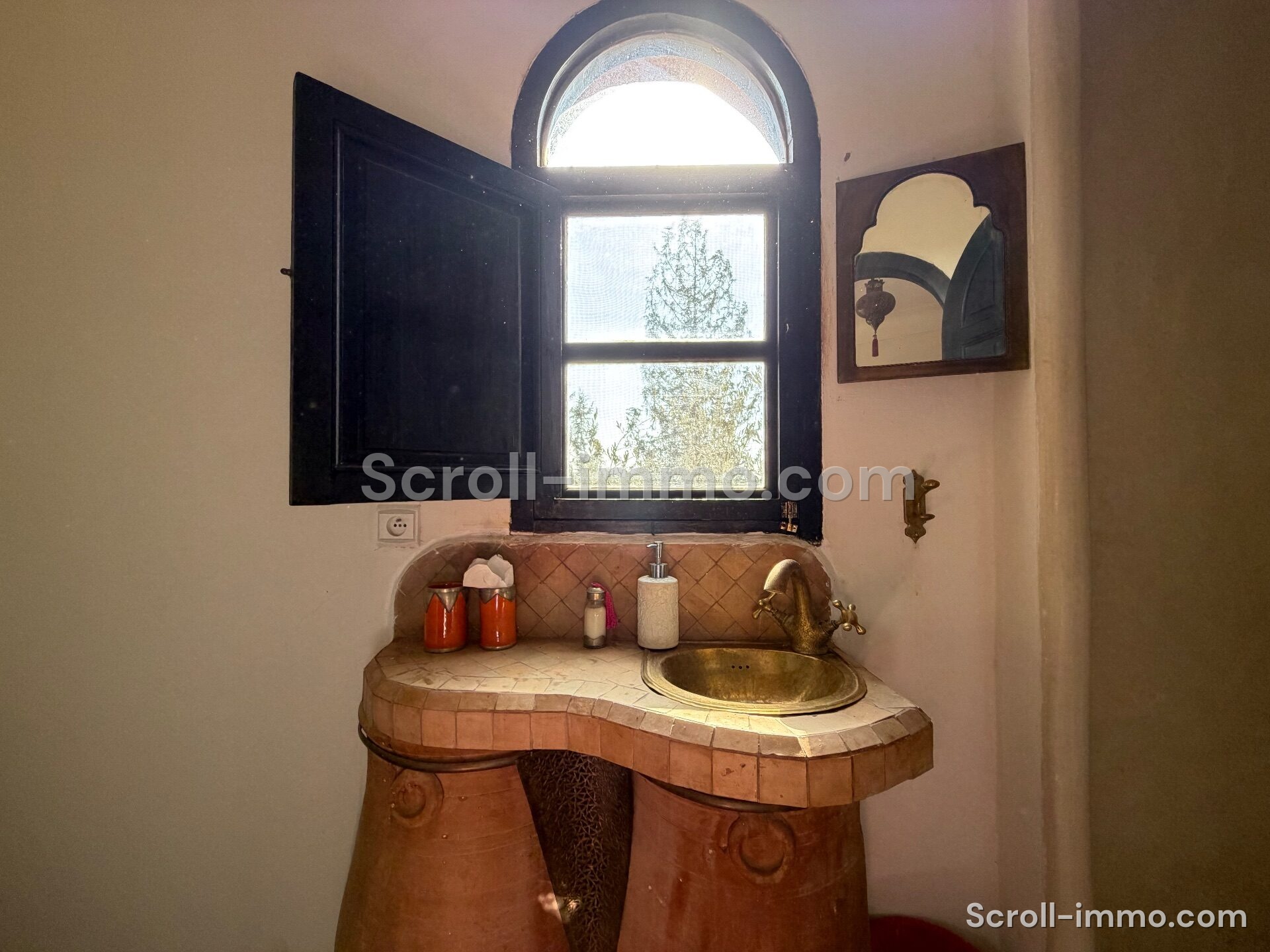 Villa authentique – 500m² à Route de Ouarzazate