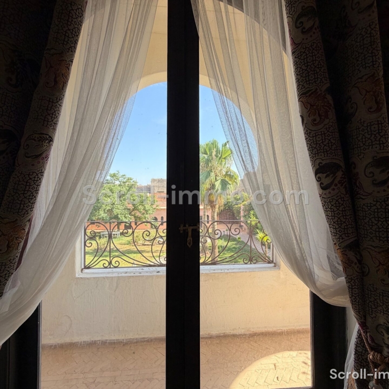 Villa authentique – 500m² à Route de Ouarzazate