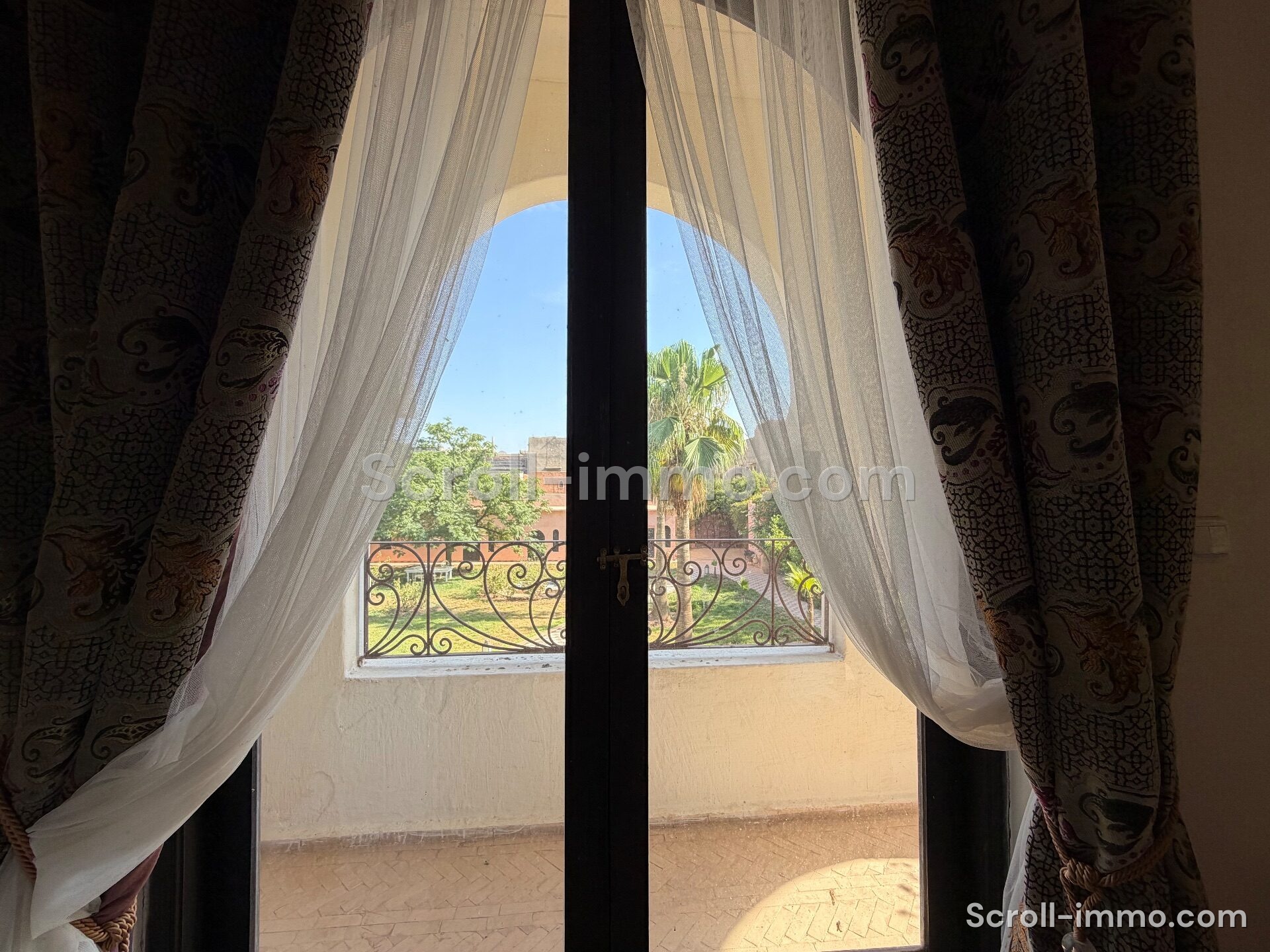 Villa authentique – 500m² à Route de Ouarzazate