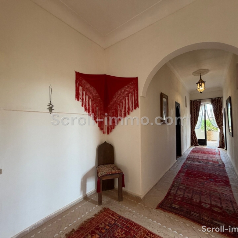 Villa authentique – 500m² à Route de Ouarzazate