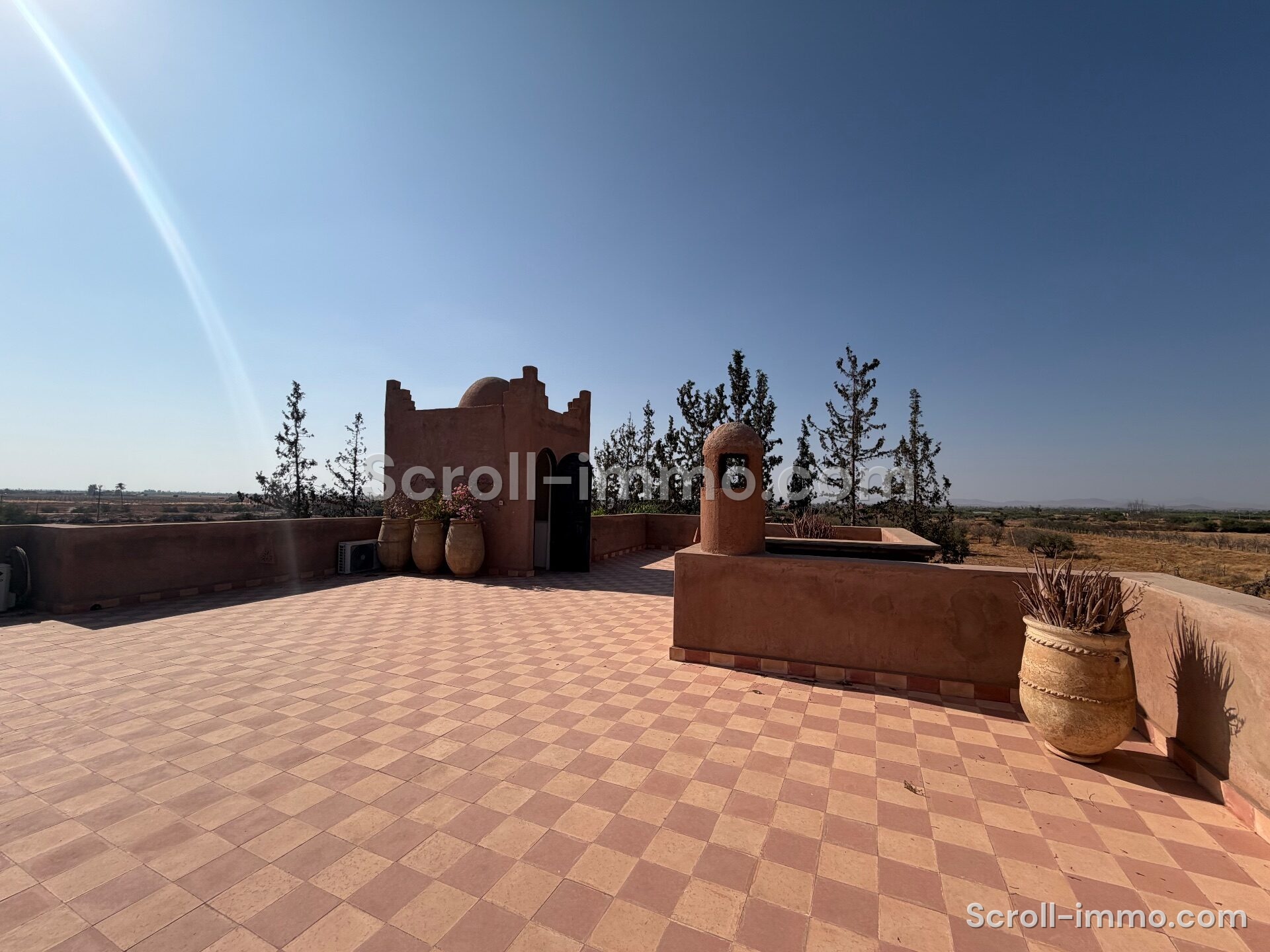 Villa authentique – 500m² à Route de Ouarzazate