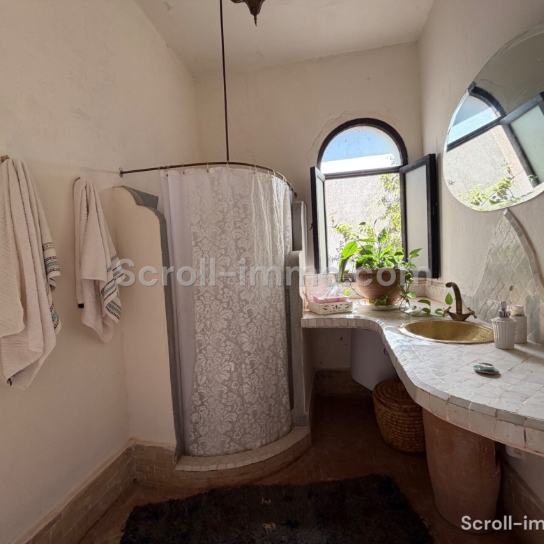 Villa authentique – 500m² à Route de Ouarzazate