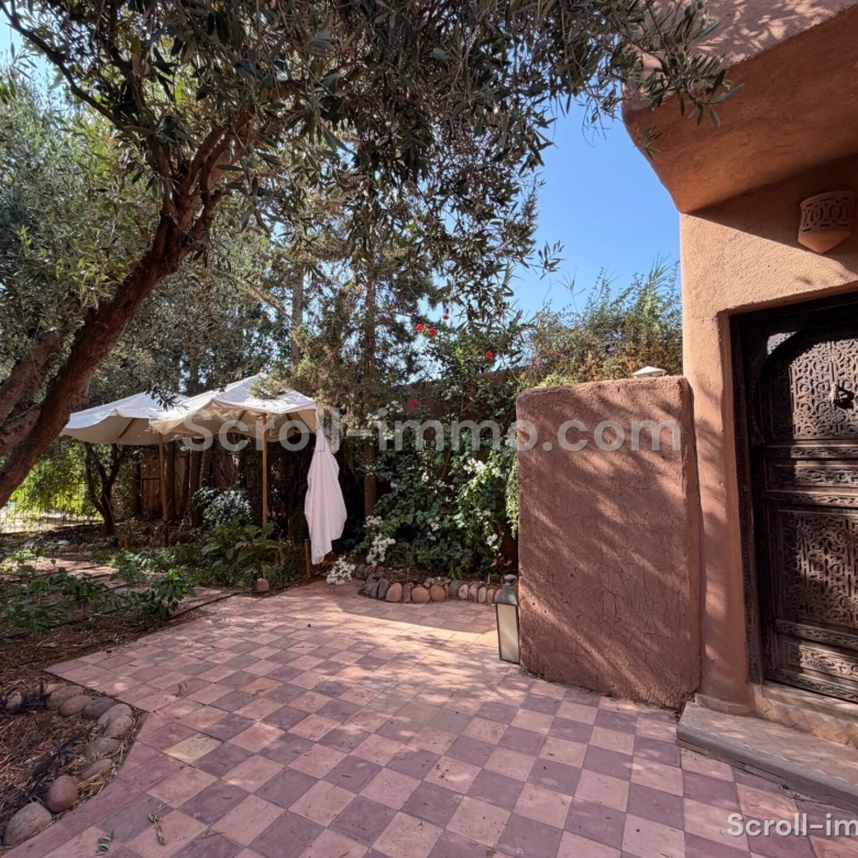 Villa authentique – 500m² à Route de Ouarzazate