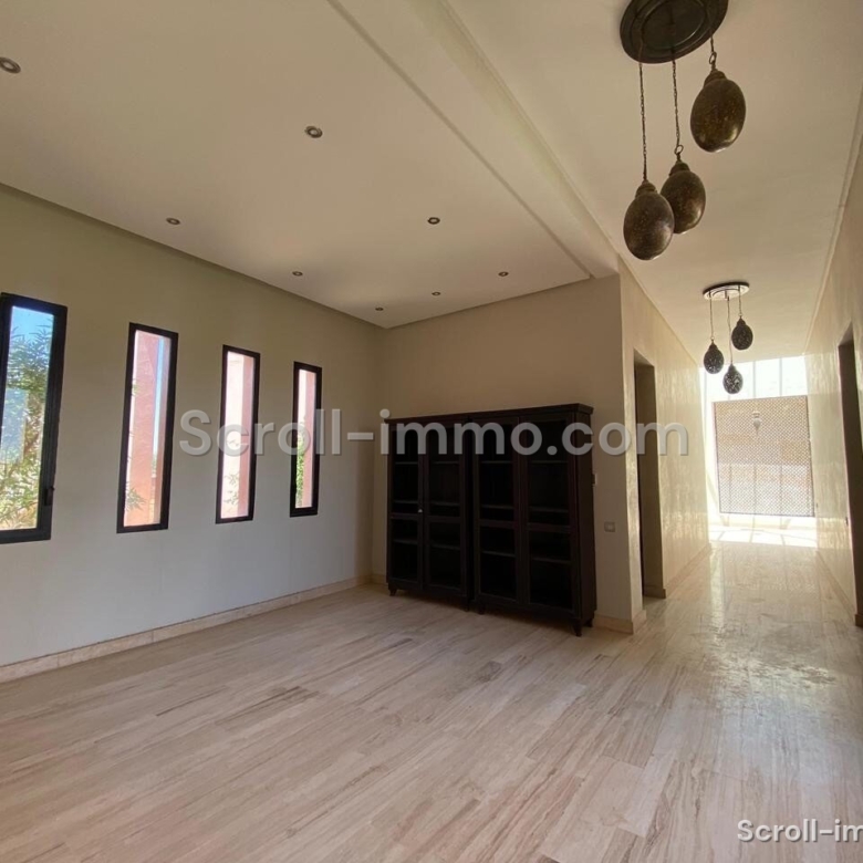 Villa haut standing – 800m² à Bab Atlas