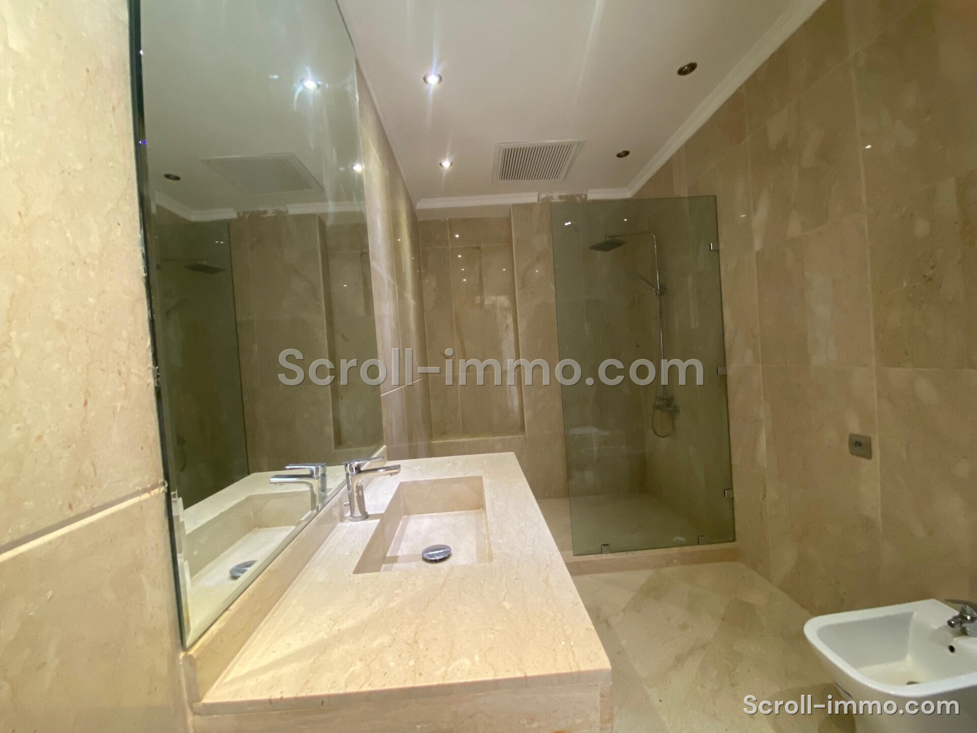 Villa haut standing – 800m² à Bab Atlas