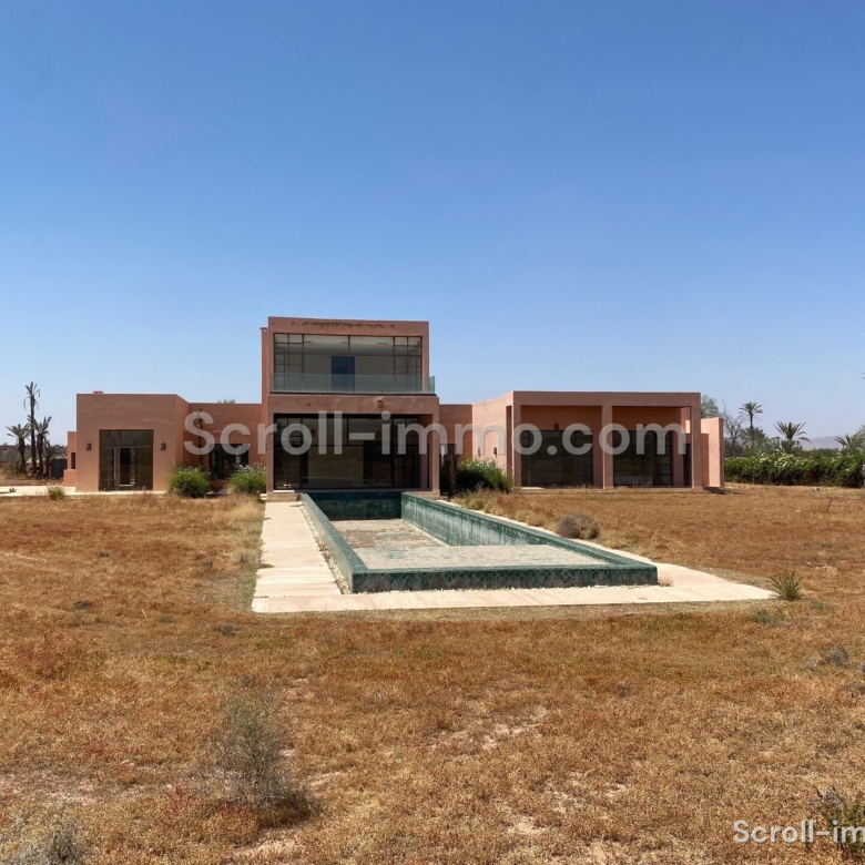 Villa haut standing – 800m² à Bab Atlas