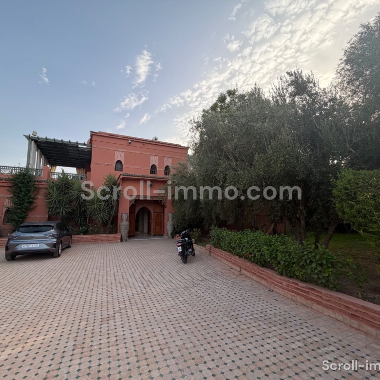 Villa d’exception – 390m² à Palmeraie