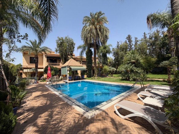 Villa de prestige – 1000m² à Palmeraie