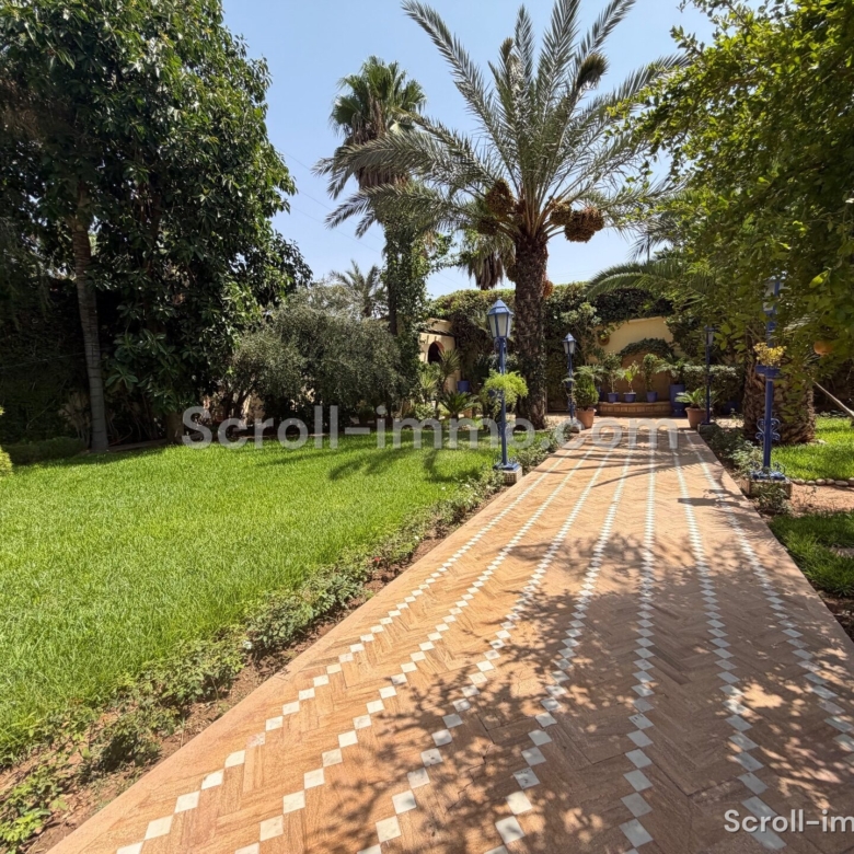Villa de prestige – 1000m² à Palmeraie