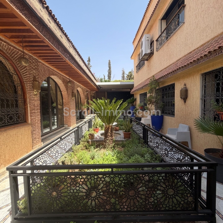 Villa de prestige – 1000m² à Palmeraie