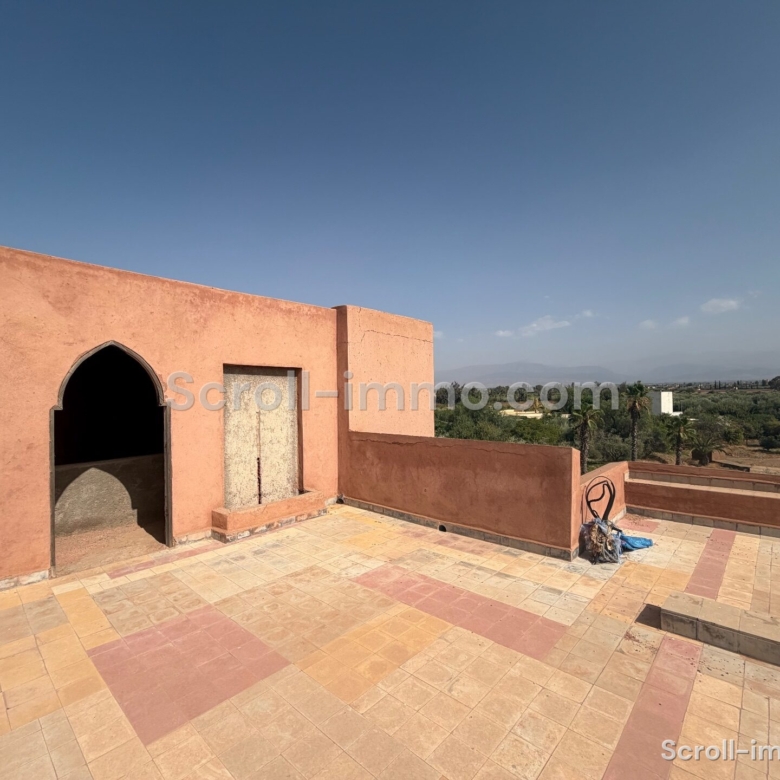 Villa style Riad – 1000m² à Route de l’Ourika