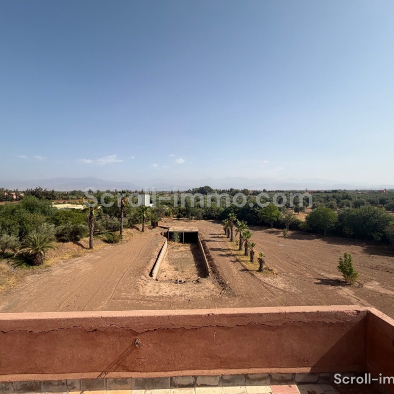 Villa style Riad – 1000m² à Route de l’Ourika