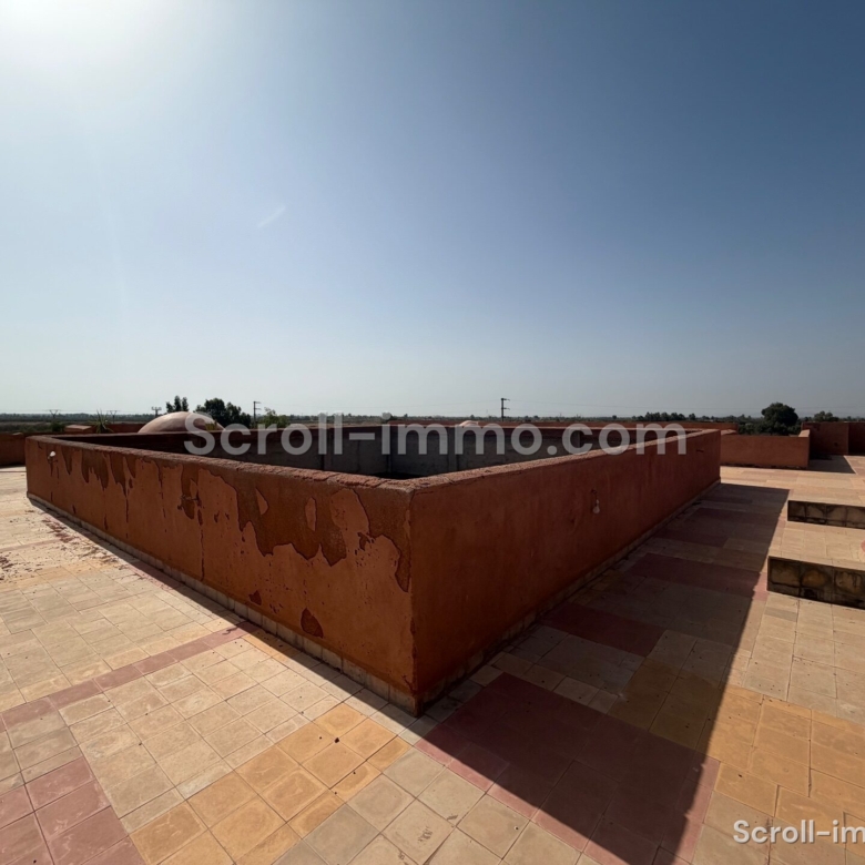 Villa style Riad – 1000m² à Route de l’Ourika