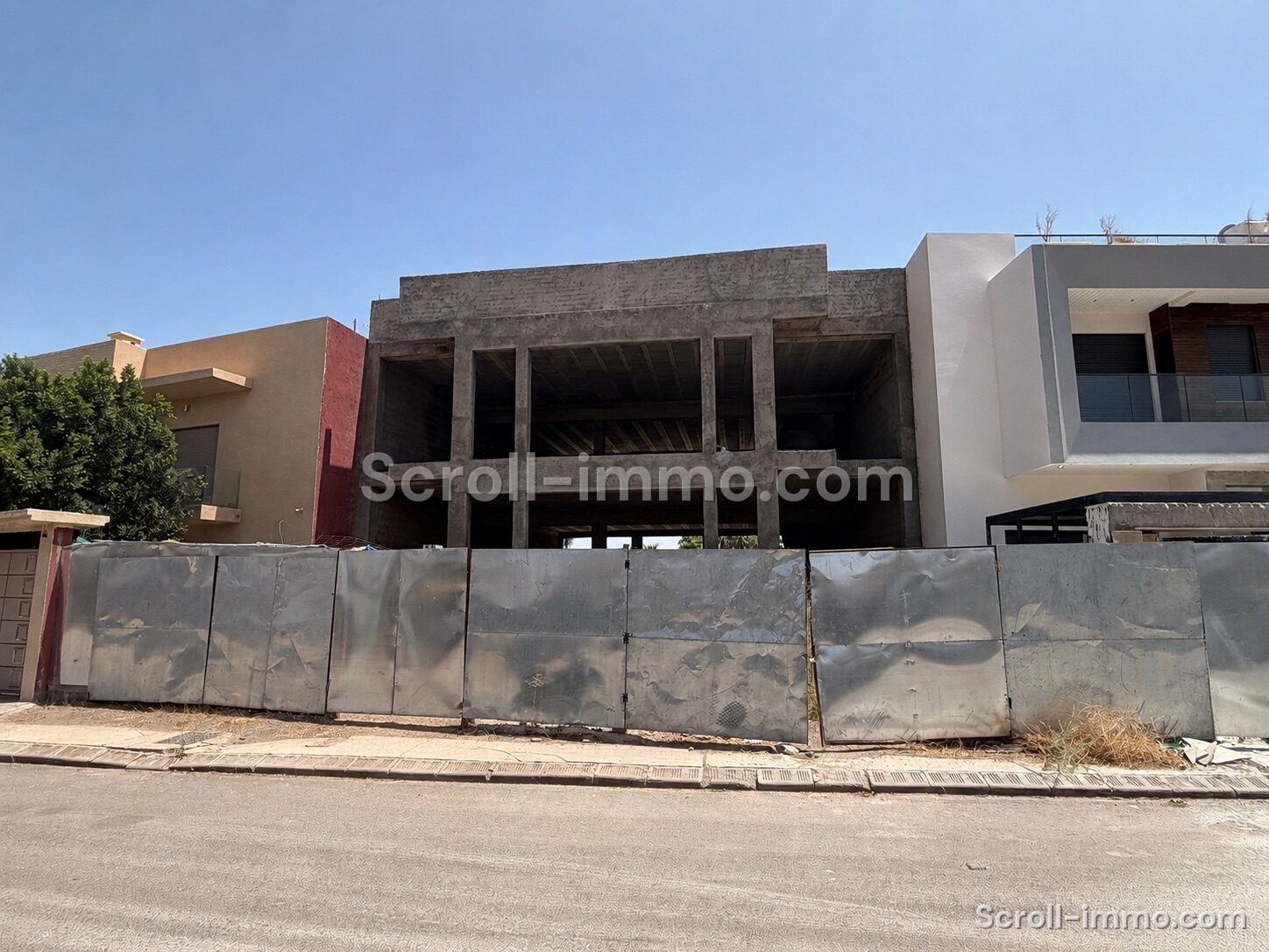 bien-20260827002522-76ac1f Villa à finir – 450m² à Route de Tahannaout