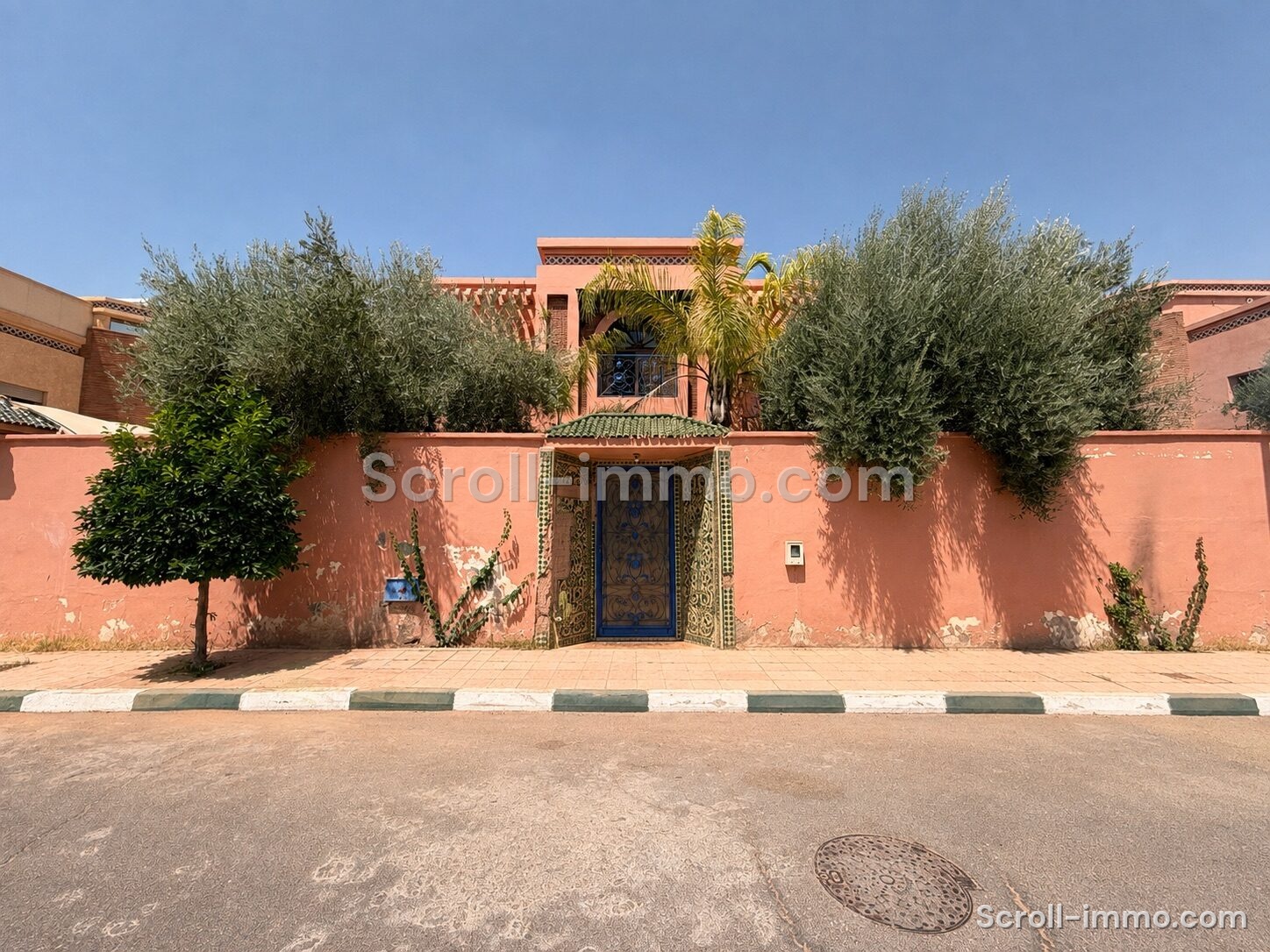 bien-20260830201858-472955 Villa authentique – 400m² à Route de Fès