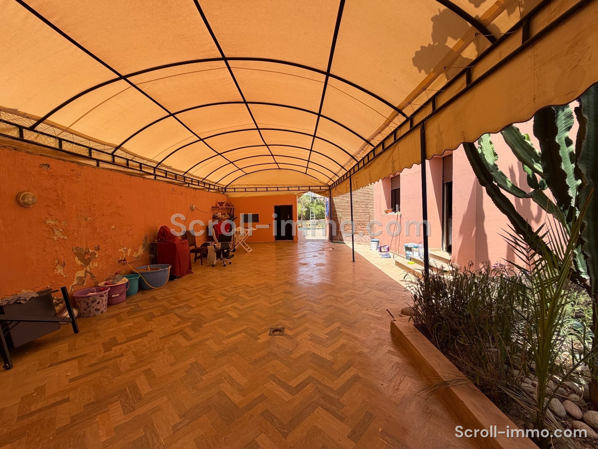 Villa authentique – 400m² à Route de Fès