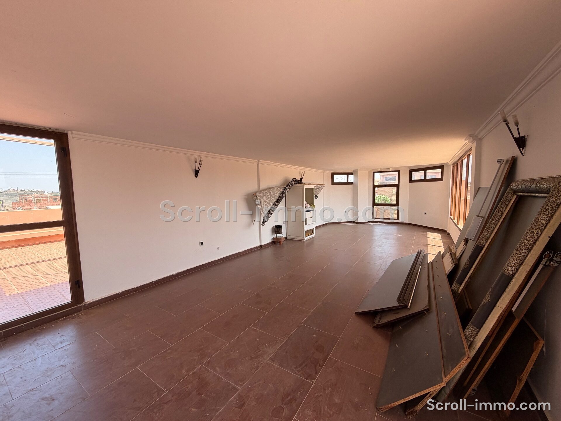 Villa authentique – 400m² à Route de Fès