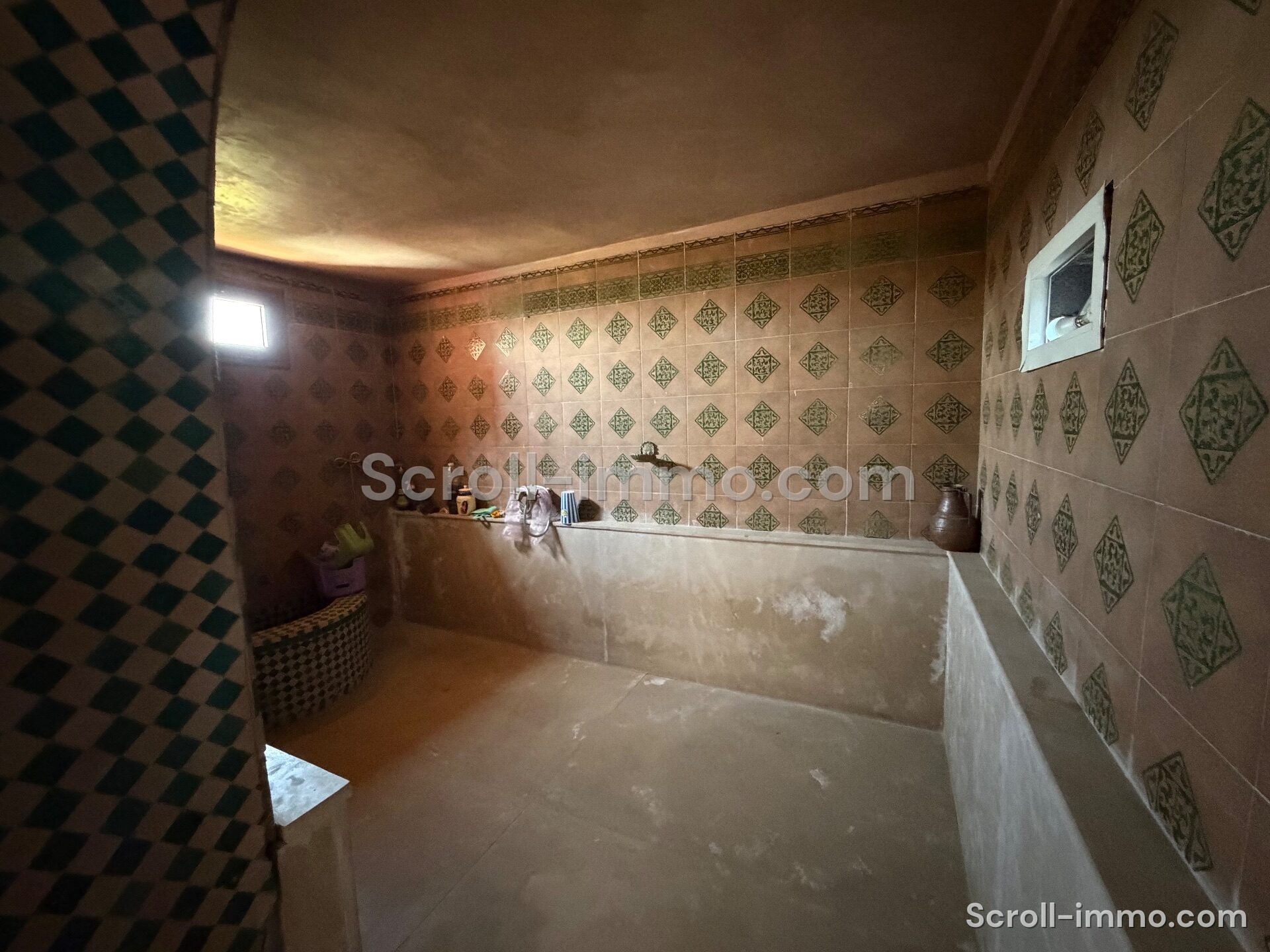 Villa authentique – 400m² à Route de Fès