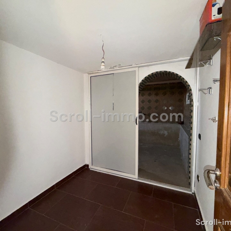 Villa authentique – 400m² à Route de Fès