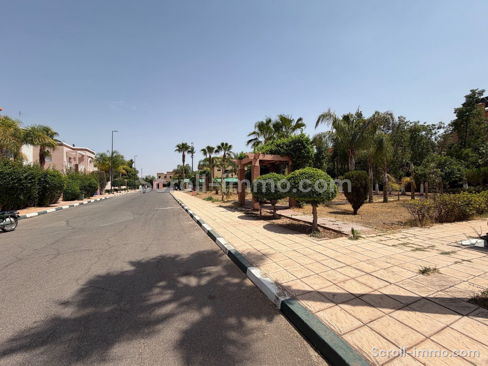 Villa authentique – 400m² à Route de Fès