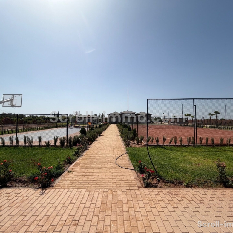 Villa clé en main – 400m² à Route de l’Ourika