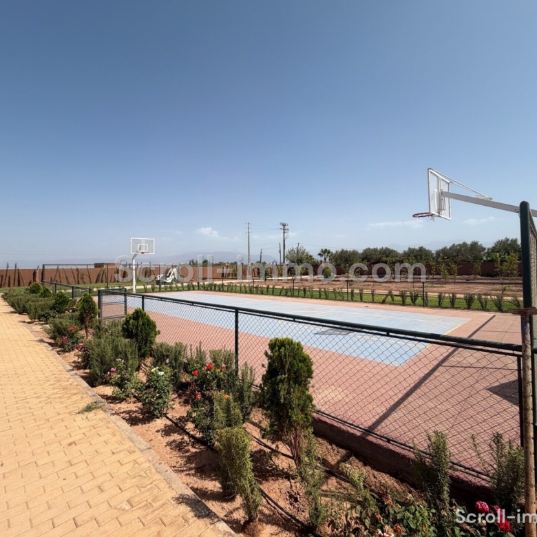 Villa clé en main – 400m² à Route de l’Ourika