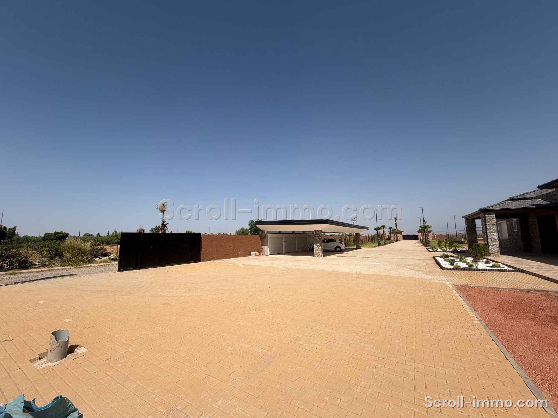 Villa clé en main – 400m² à Route de l’Ourika