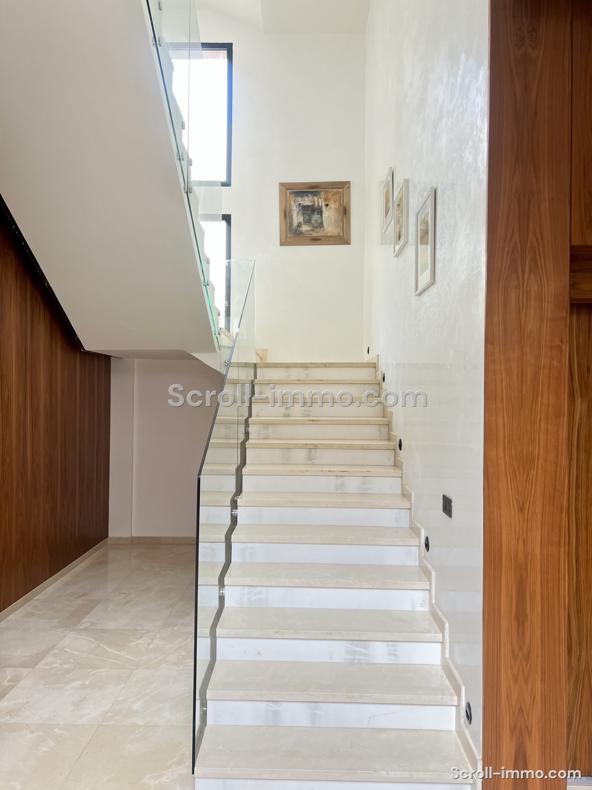 Villa 320m² 4 suites avec ascenseur Route d&rsquo;Amizmiz